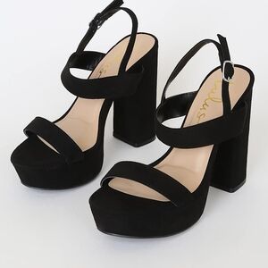 Lulu's Black Platform Sandals